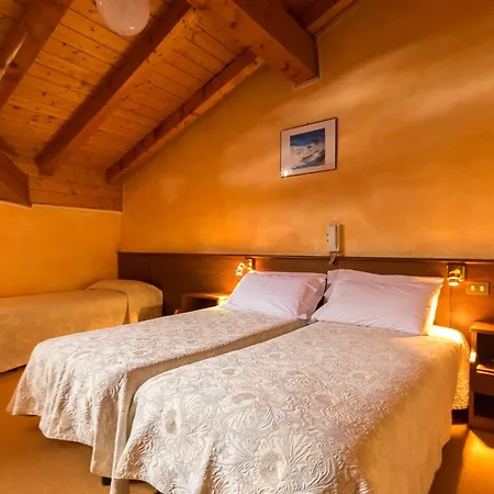 Hotel Punta Cian Valtournenche Esterno foto